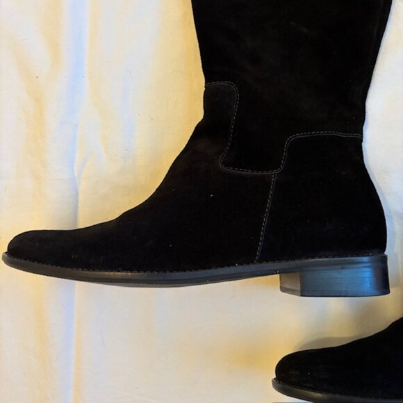 Talbots Black Suede Seamed Low Heel Tall Boots Size 7.5B - Picture 3 of 12
